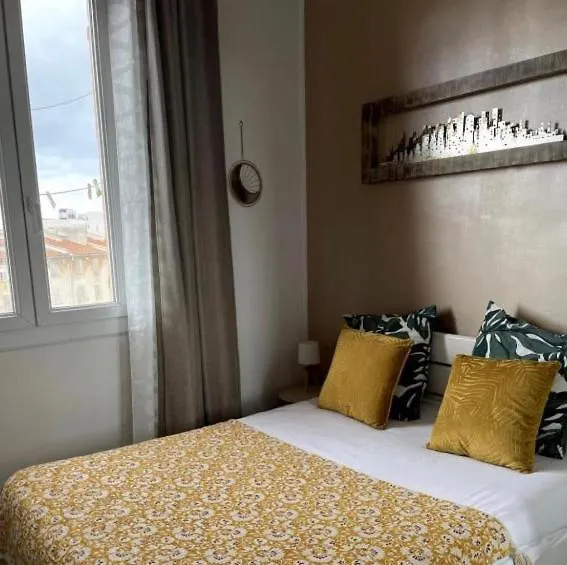 Apartment Appartements Lumineux Marseille